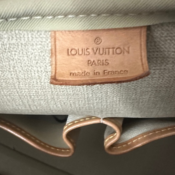 Louis Vuitton Deauville Brown Monogram Bag with Scarf Accent - Picture 14 of 16